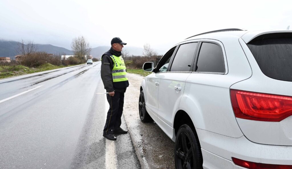 128 возачи санкционирани во Скопје, 102 возеле побрзо од дозволеното
