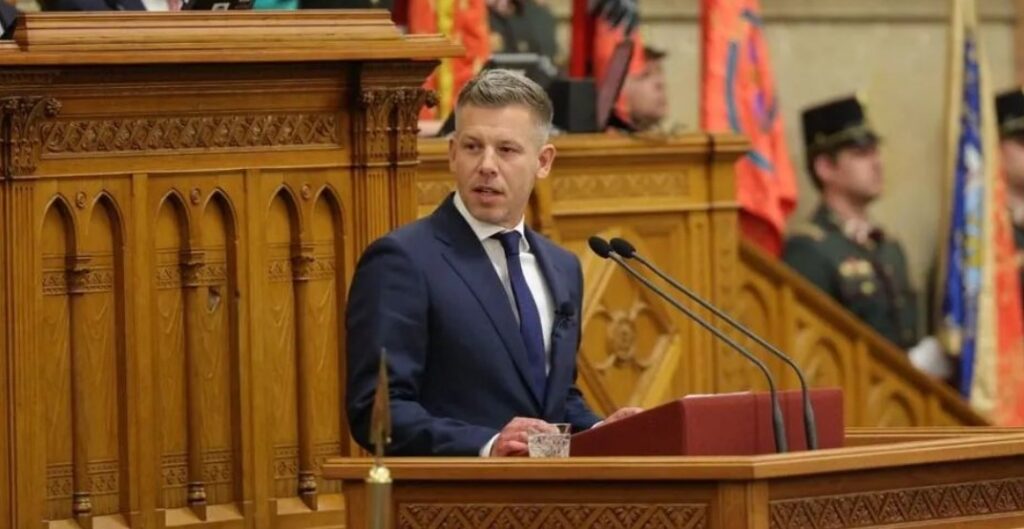 Маѓар стана првиот актуелен унгарски премиер без имунитет