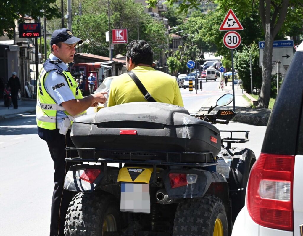 Полицијата со зајакнати акциски контроли на возачи на велосипеди, мопеди, мотоцикли, трицикли и четирицикли – 6.932 прекршоци и 503 кривични пријави