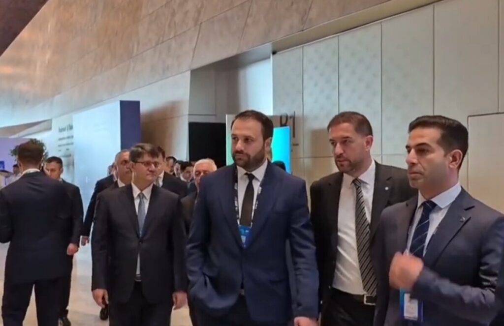 Министерот Дурмиши во Баку, Азербејџан – ја презентира економијата на Македонија