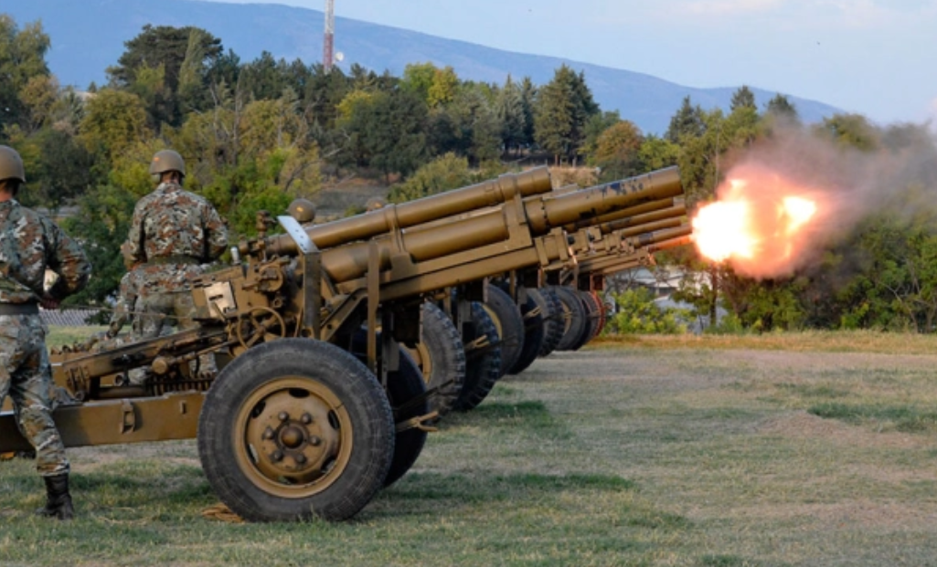 Почесна артилериска стрелба за 8 Септември – Денот на независноста